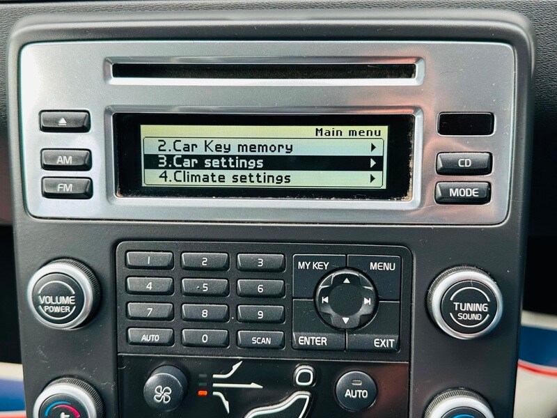 Used Volvo V70 2009 for sale - 78087631: Photo 42