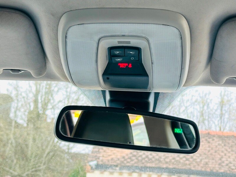 Used Volvo V70 2009 for sale - 78087631: Photo 46