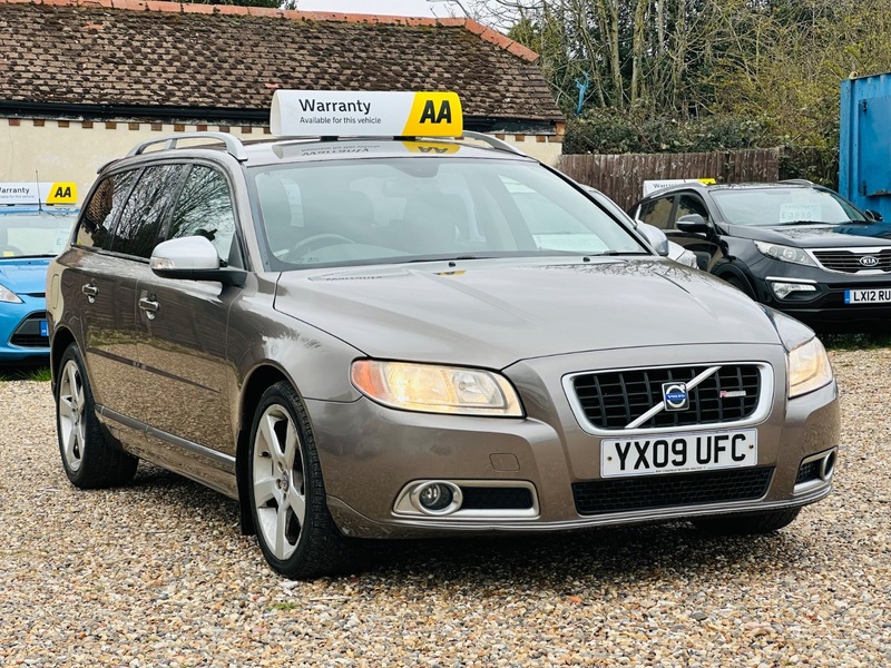 Used Volvo V70 2009 for sale - 78087631: Photo 5