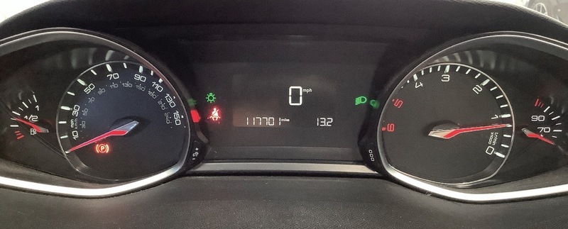 Used Peugeot 308 2015 for sale - 78201373: Photo 13