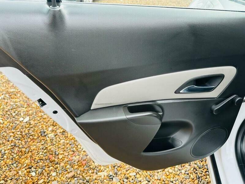 Used Chevrolet Cruze 2013 for sale - 78087607: Photo 23