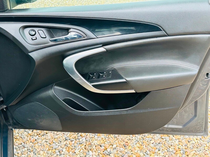 Used Vauxhall Insignia 2015 for sale - 78087629: Photo 21