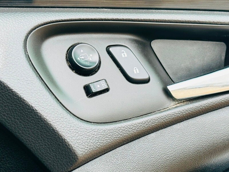 Used Vauxhall Insignia 2015 for sale - 78087629: Photo 39