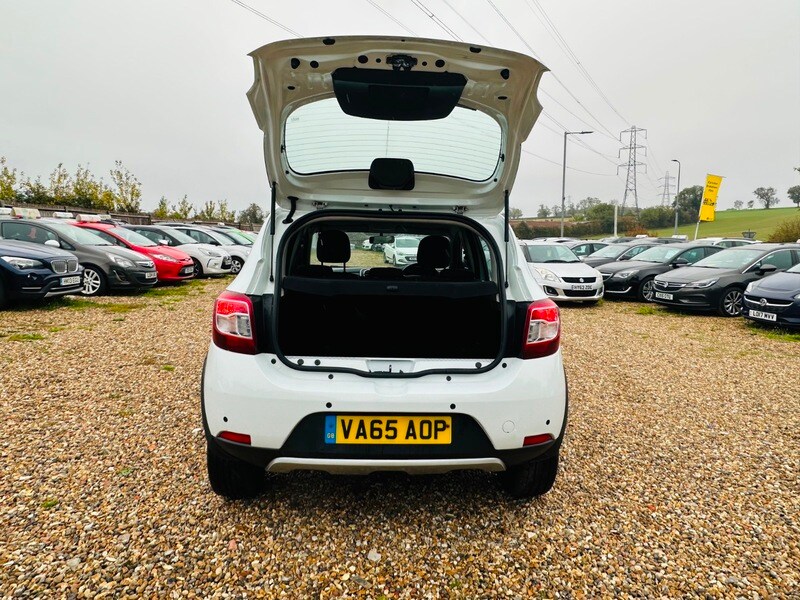 Used Dacia Sandero Stepway 2015 for sale - 78087598: Photo 12