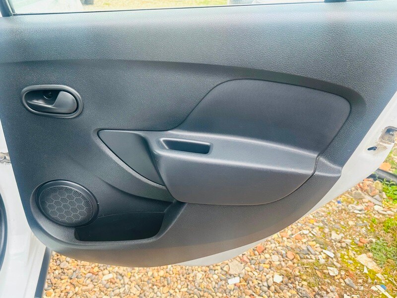 Used Dacia Sandero Stepway 2015 for sale - 78087598: Photo 25