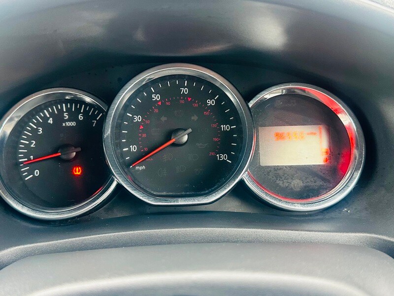 Used Dacia Sandero Stepway 2015 for sale - 78087598: Photo 30