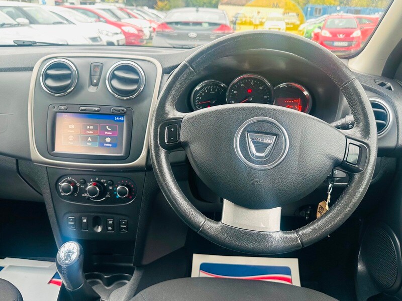 Used Dacia Sandero Stepway 2015 for sale - 78087598: Photo 32