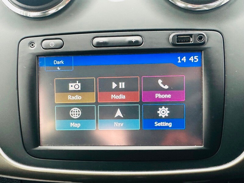 Used Dacia Sandero Stepway 2015 for sale - 78087598: Photo 35