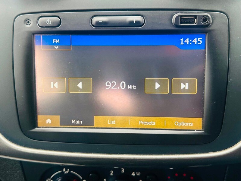 Used Dacia Sandero Stepway 2015 for sale - 78087598: Photo 39