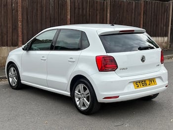 Used Volkswagen Polo 2016 for sale - 79712290: Photo