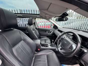 Used Land Rover Discovery Sport 2015 for sale - 74603837: Photo