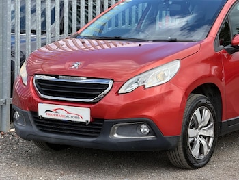 Used Peugeot 2008 2015 for sale - 79487399: Photo