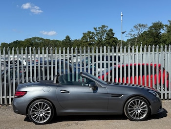 Used Mercedes-Benz SLC 2017 for sale - 79039342: Photo