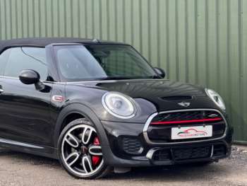 Used MINI Convertible 2018 for sale - 74610561: Photo