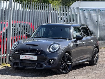 Used MINI Hatch 2019 for sale - 79487422: Photo