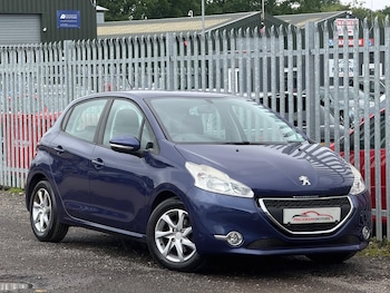 Used Peugeot 208 2013 for sale - 78911772: Photo