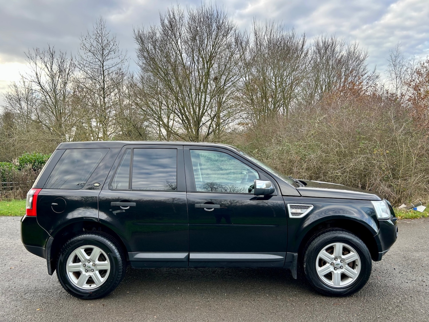 Used Land Rover Freelander 2010 for sale - 76957053: Photo 2