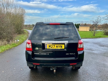 Used Land Rover Freelander 2010 for sale - 76957053: Photo