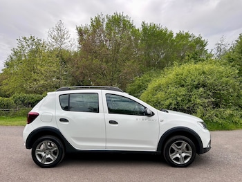 Used Dacia Sandero Stepway 2017 for sale - 78627761: Photo