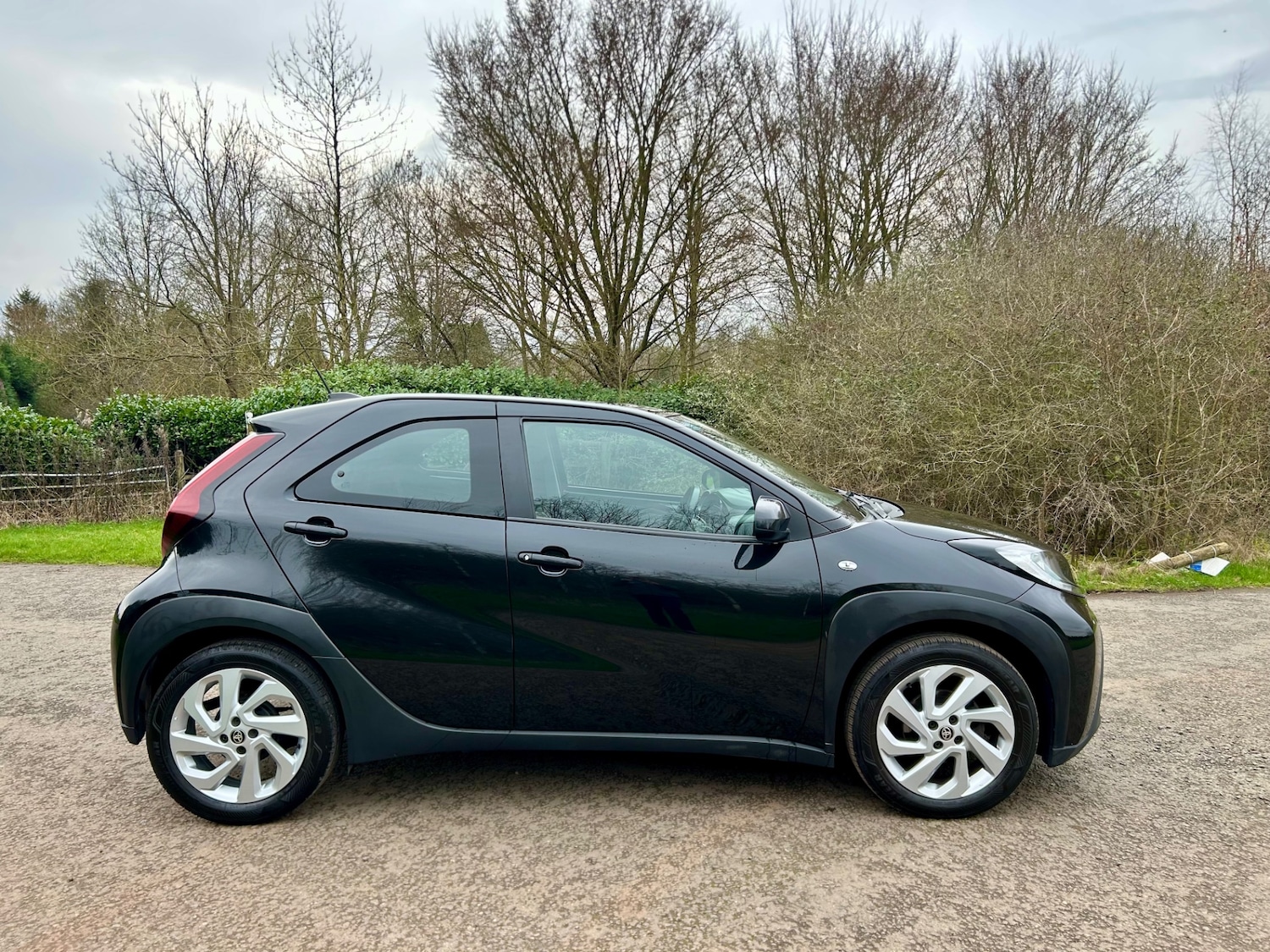 Used Toyota Aygo X 2023 for sale - 77740347: Photo 2