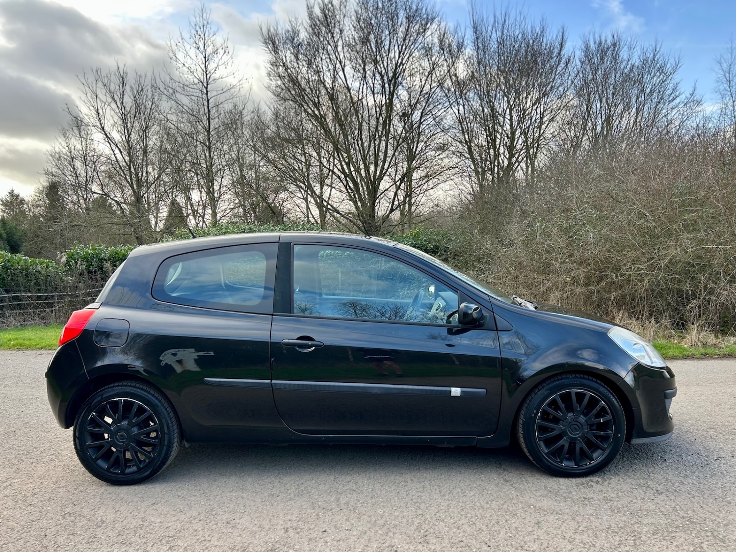 Used Renault Clio 2008 for sale - 77682221: Photo 2