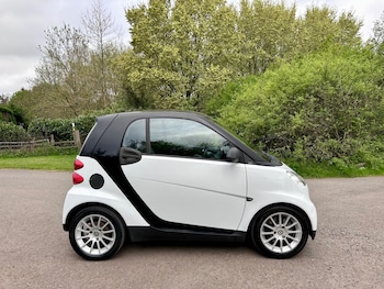 Used smart fortwo 2010 for sale - 78476799: Photo