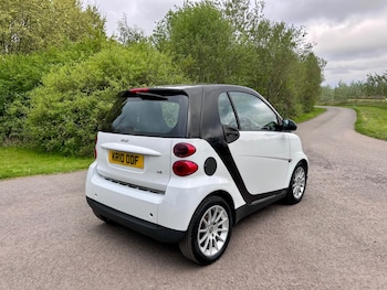Used smart fortwo 2010 for sale - 78476799: Photo