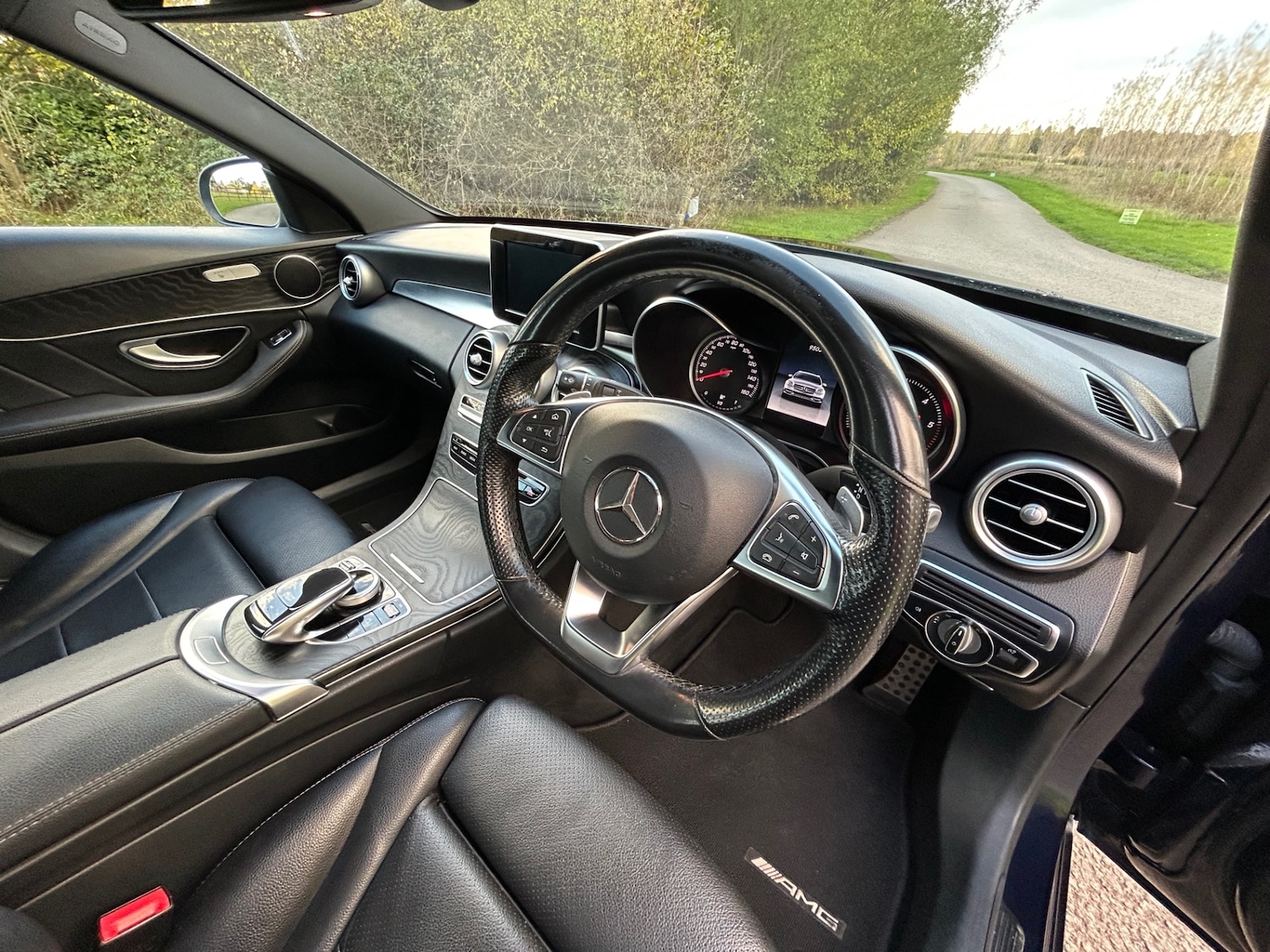 Used Mercedes-Benz C Class 2018 for sale - 76951460: Photo 17