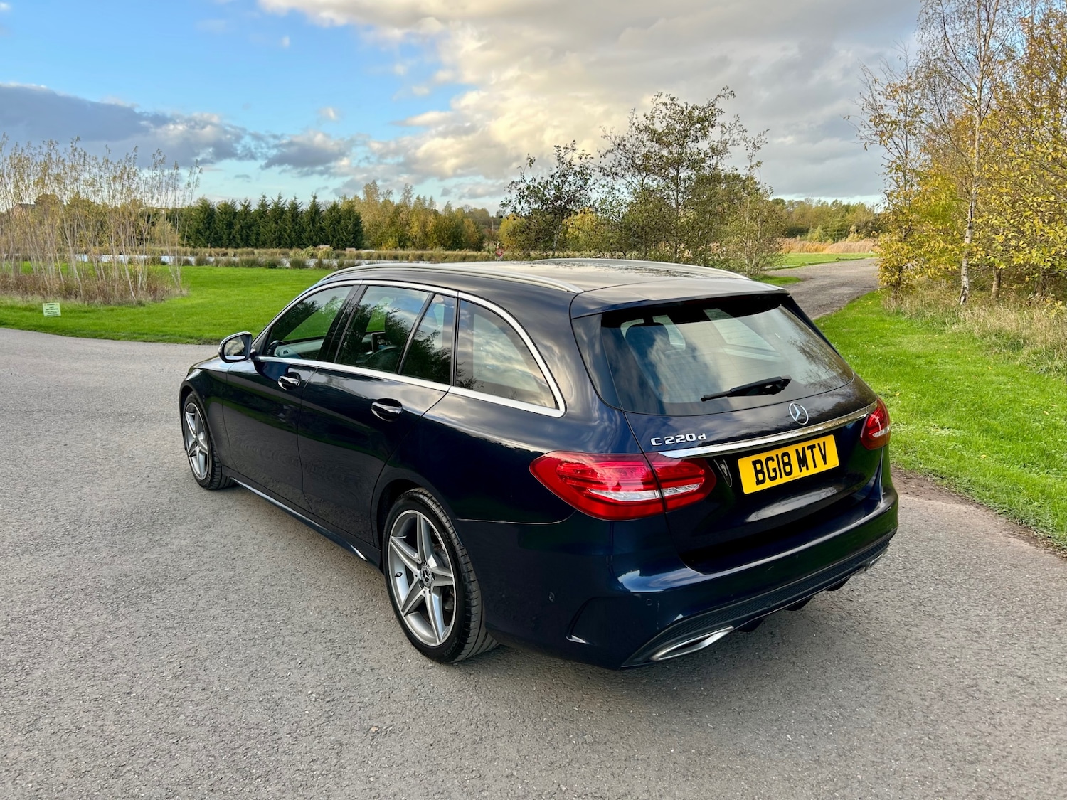 Used Mercedes-Benz C Class 2018 for sale - 76951460: Photo 7