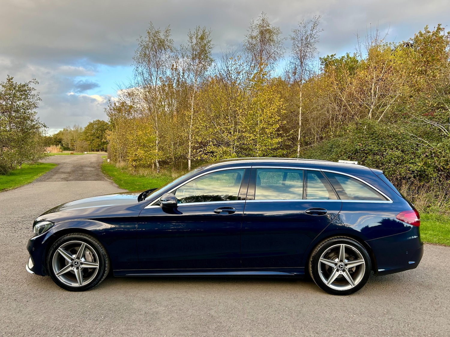 Used Mercedes-Benz C Class 2018 for sale - 76951460: Photo 8