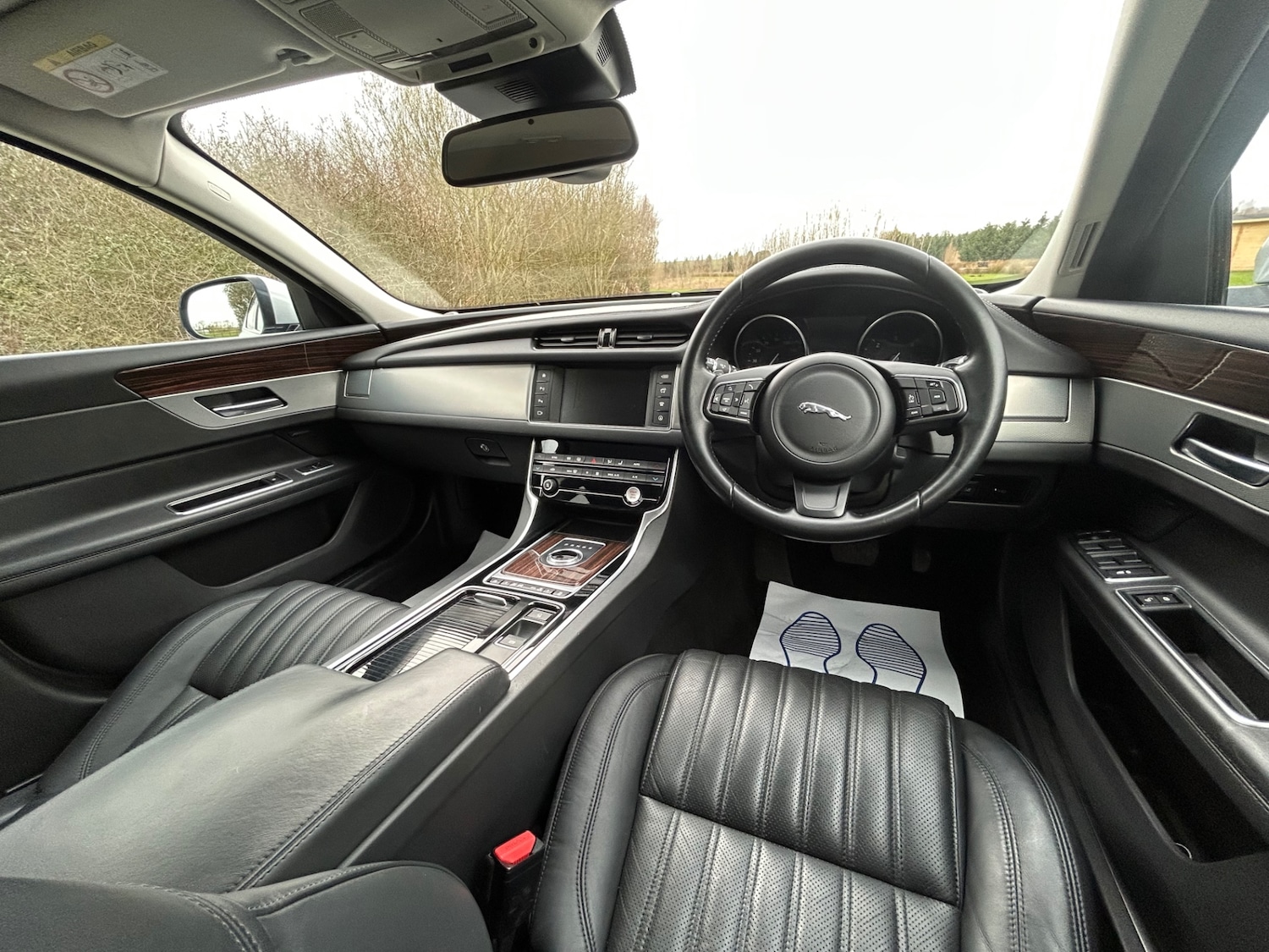 Used Jaguar XF 2017 for sale - 77735901: Photo 15