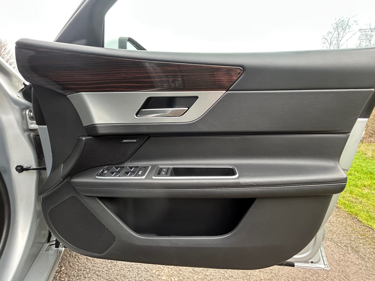 Used Jaguar XF 2017 for sale - 77735901: Photo 21