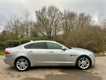 Used Jaguar XF 2017 for sale - 77735901: Photo