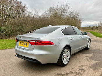 Used Jaguar XF 2017 for sale - 77735901: Photo