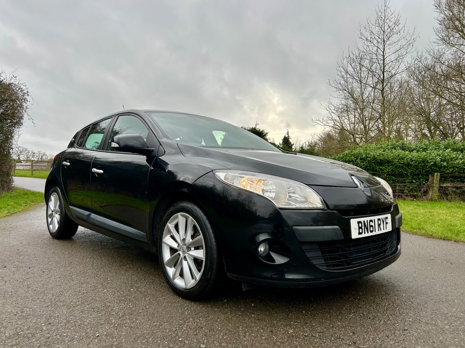 Used Renault Megane 2011 for sale - 77539910: Photo 11