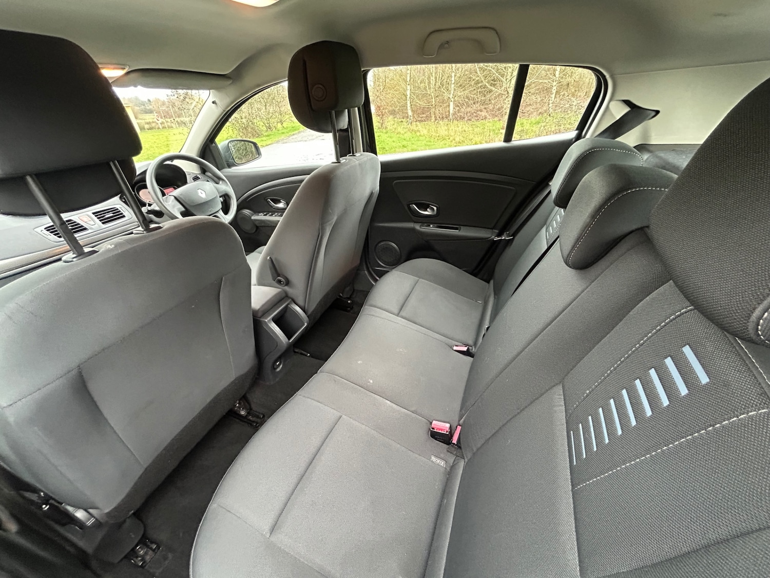 Used Renault Megane 2011 for sale - 77539910: Photo 17