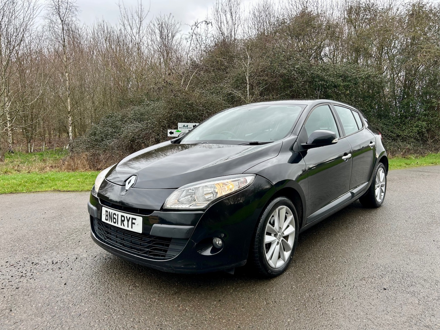 Used Renault Megane 2011 for sale - 77539910: Photo 8