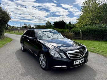 Used Mercedes-Benz E Class 2010 for sale - 79819826: Photo