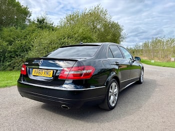 Used Mercedes-Benz E Class 2010 for sale - 79819826: Photo