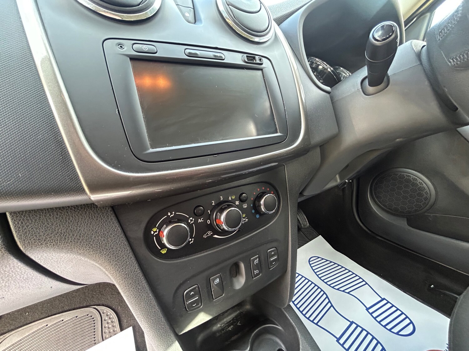 Used Dacia Sandero Stepway 2014 for sale - 77682218: Photo 18