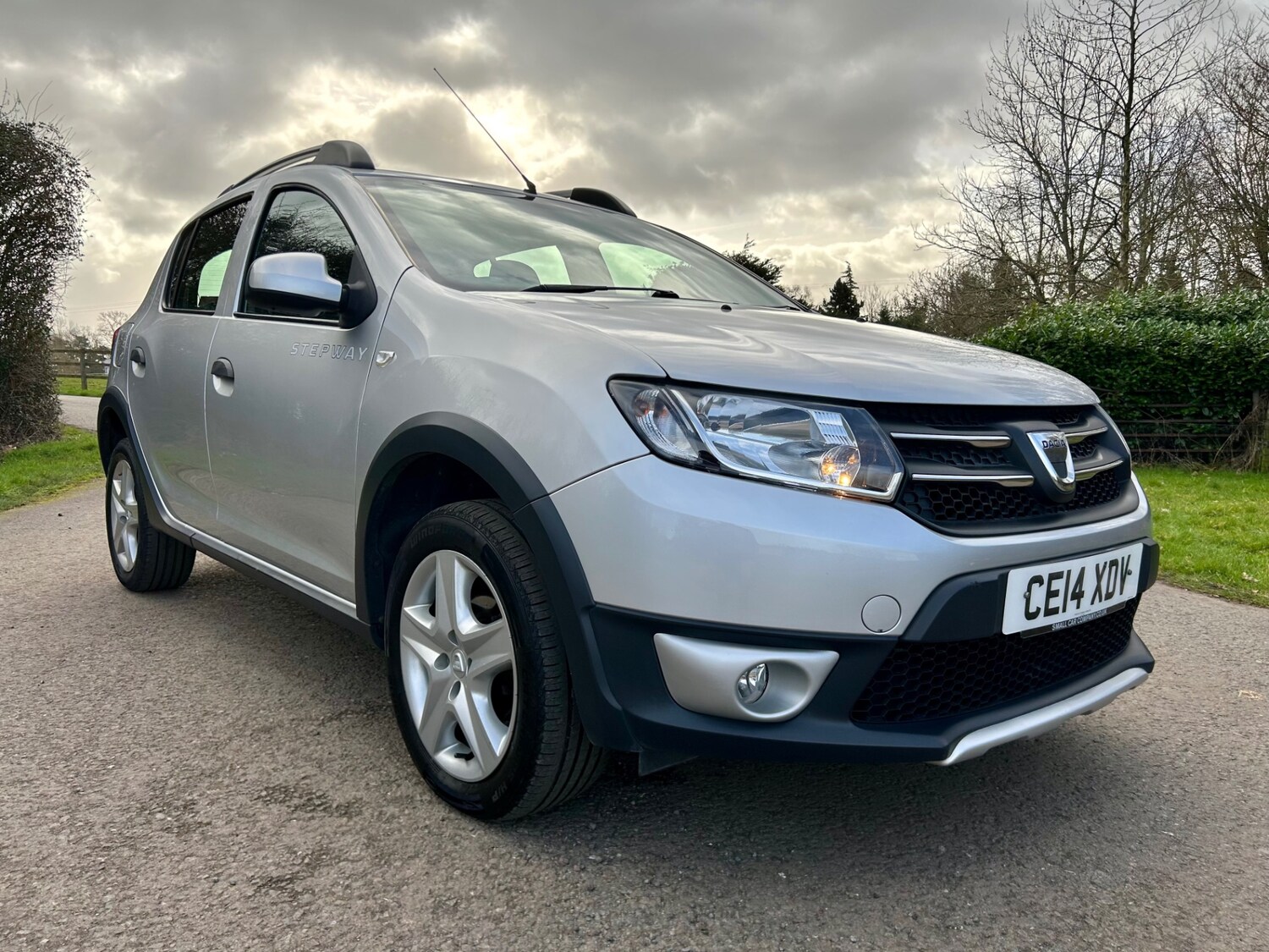 Used Dacia Sandero Stepway 2014 for sale - 77682218: Photo 9