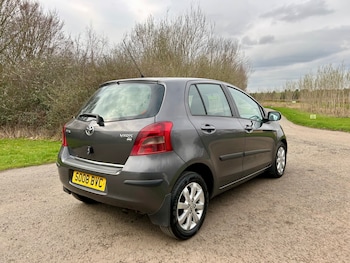 Used Toyota Yaris 2008 for sale - 77818205: Photo