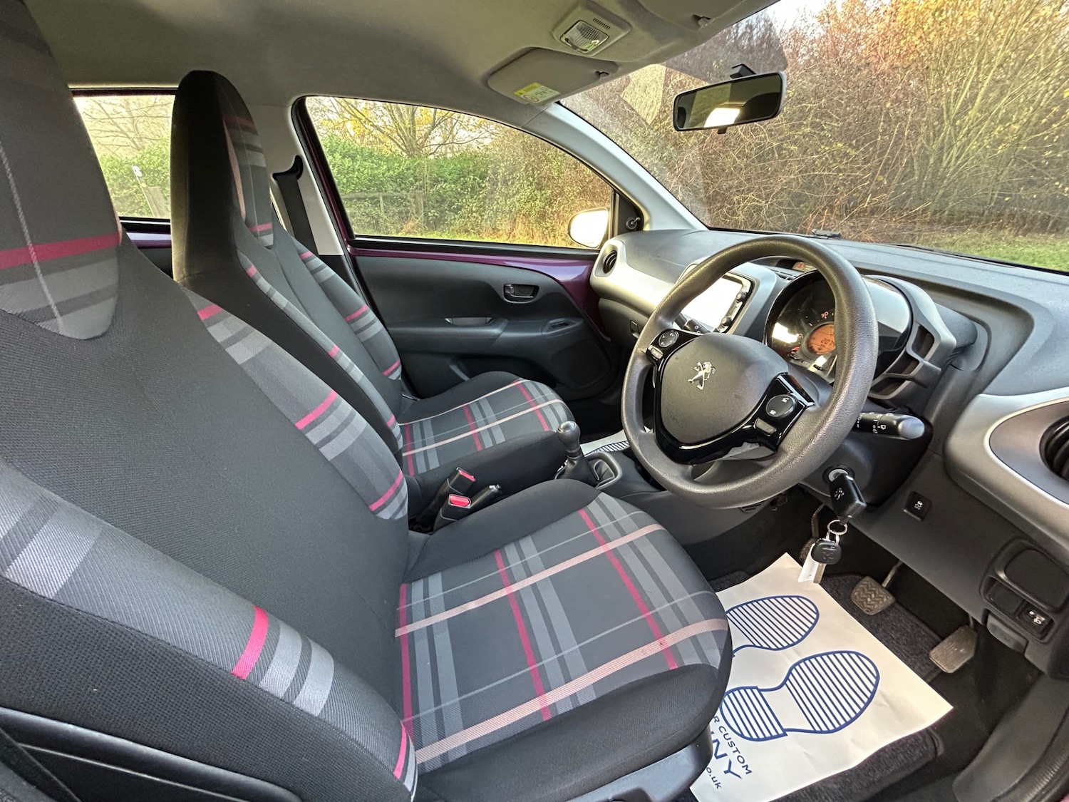 Used Peugeot 108 2014 for sale - 76951451: Photo 14