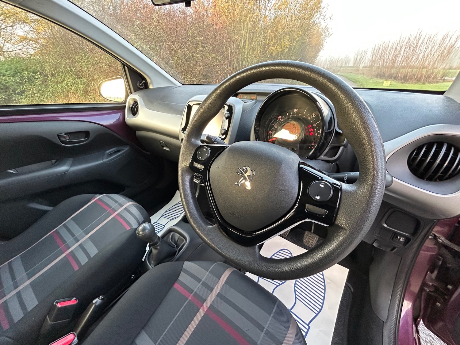 Used Peugeot 108 2014 for sale - 76951451: Photo 15