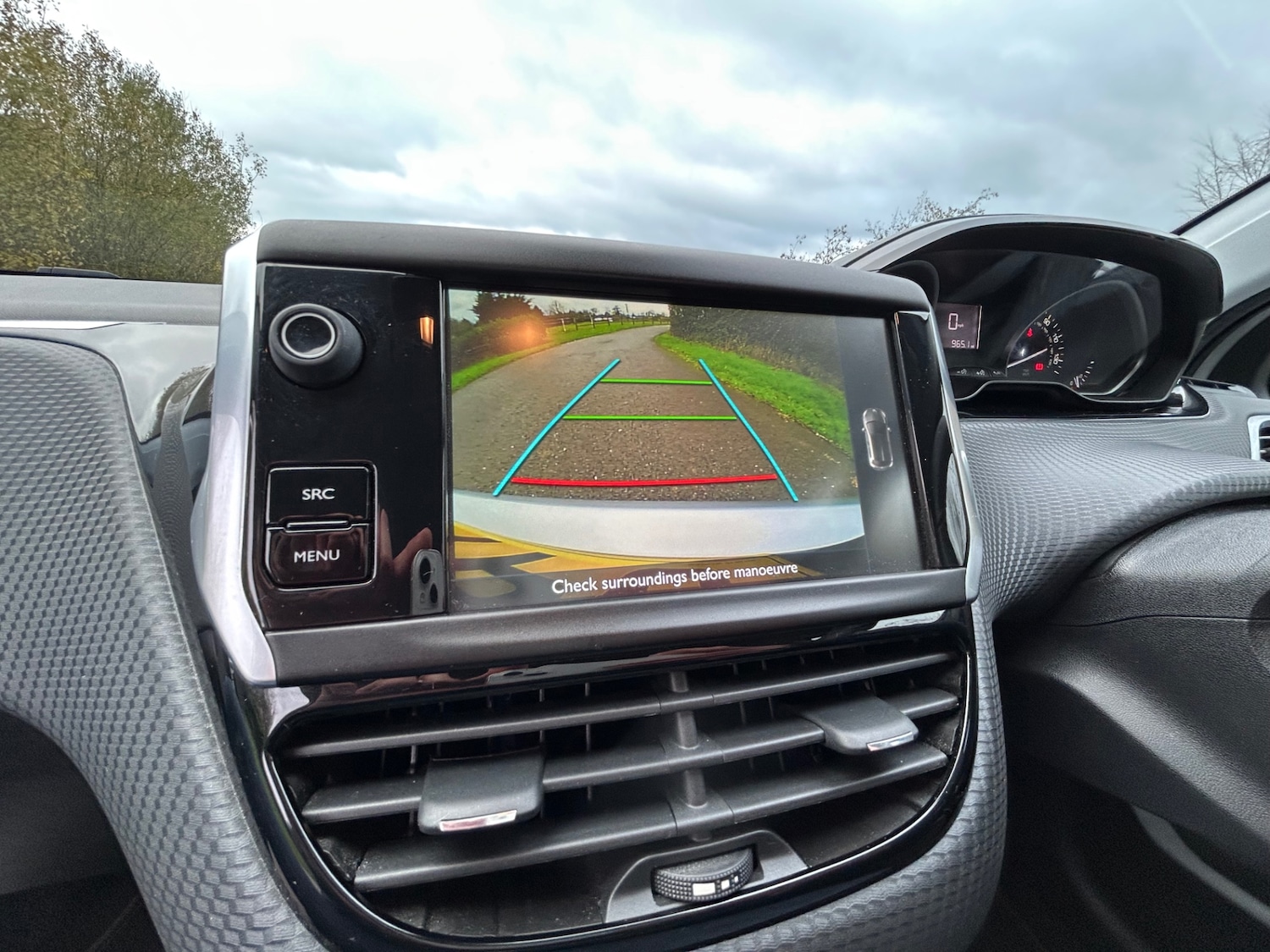 Used Peugeot 208 2015 for sale - 76951349: Photo 22