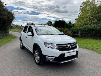 Used Dacia Sandero Stepway 2014 for sale - 79806255: Photo