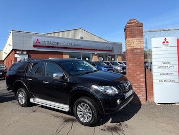 Mitsubishi - L200