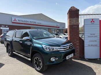 Used Toyota Hilux 2017 for sale - 75387974: Photo