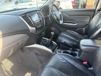 Used Mitsubishi L200 2016 for sale - 75670139: Photo