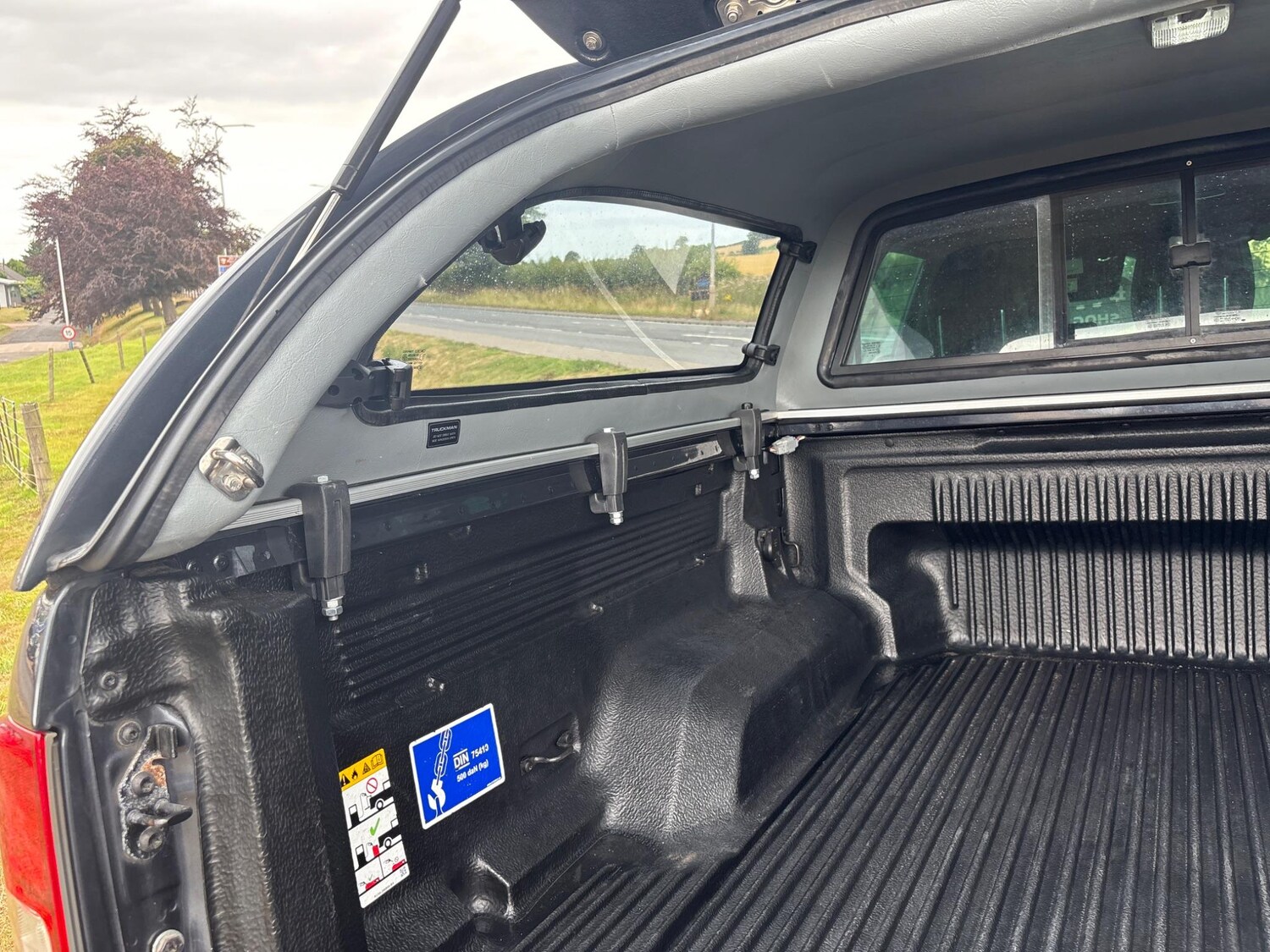 Vehicle 29